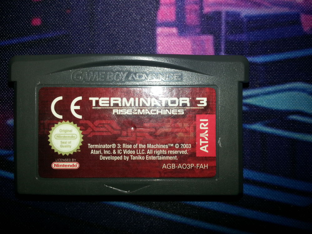 Jeu Gameboy advance Terminator 3 Le soul&egrave;vement des machines Consoles et jeux vidéos