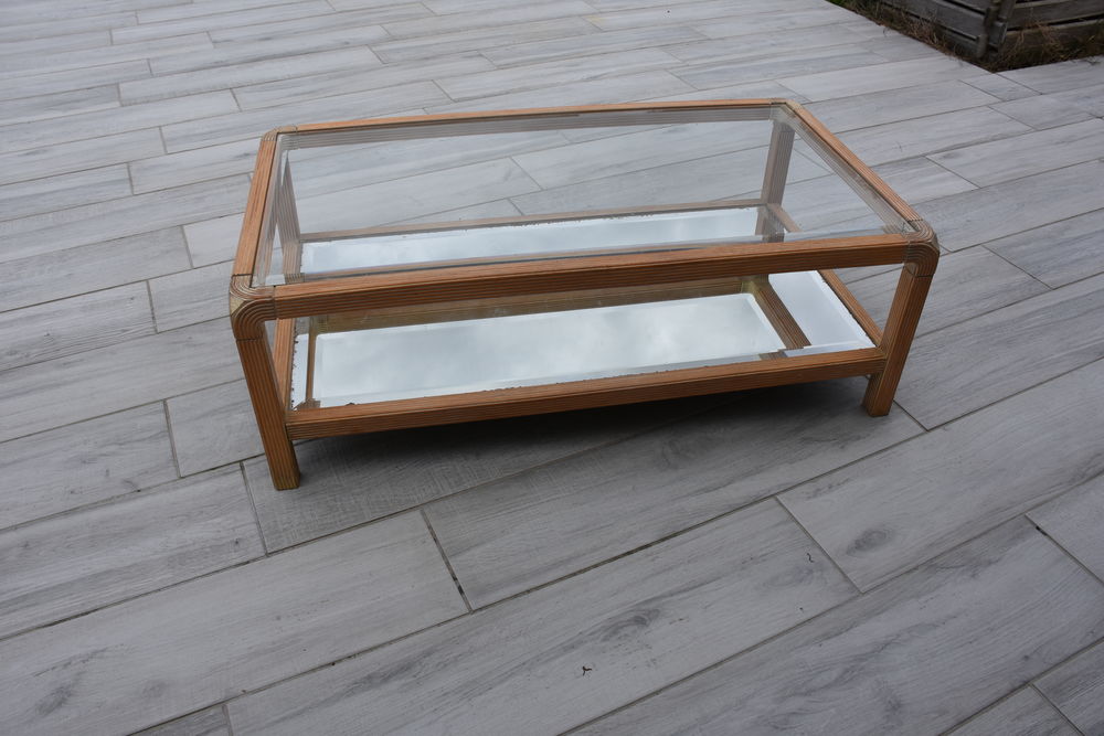 Deux tables de salon Meubles