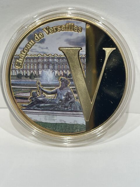 La France de A  Z La frappe   V - Versailles   Dore  l'or 8 Dourdan (91)