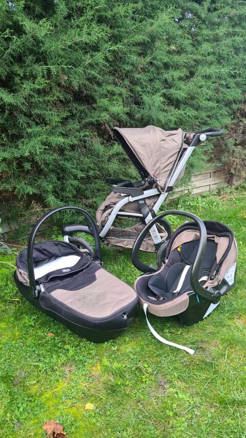 Poussette CHICCO ACTIVA TRIO 350 Villeneuve-Saint-Georges (94)