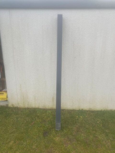 1 Poteau en Alu 8 Mothern (67)