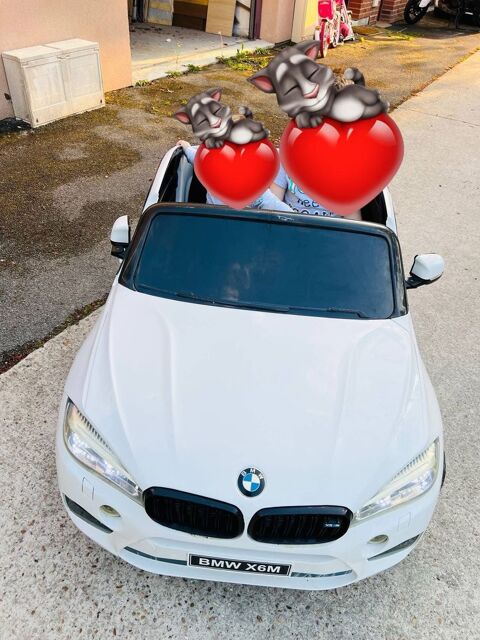 Bmw X6. Voiture lectrique pour enfants! 250 Claye-Souilly (77)