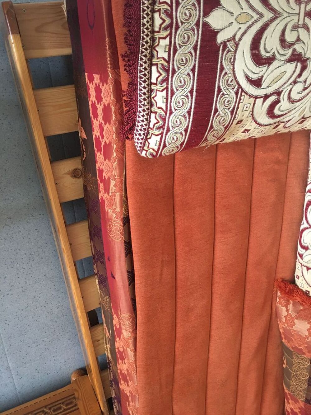 canap&eacute;s orientaux 300 € Meubles