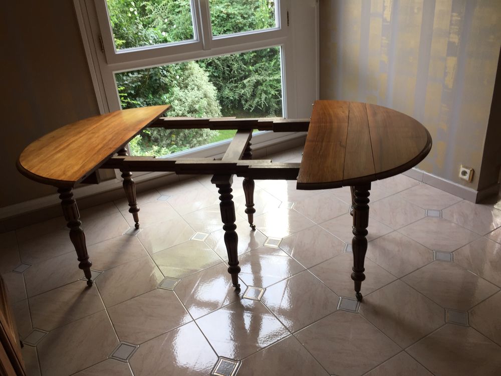 Table style Louis Philippe Meubles
