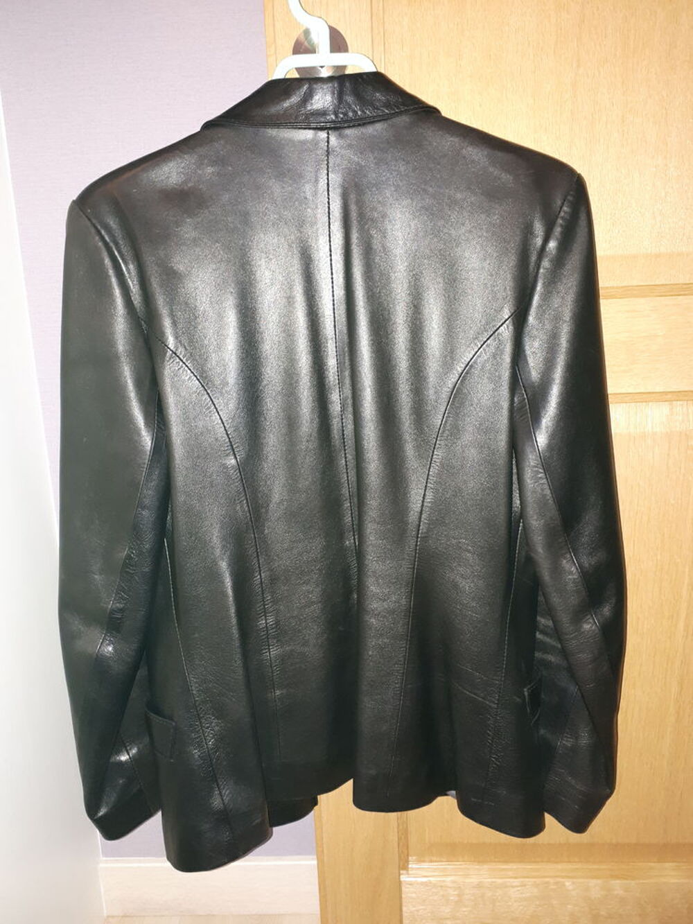 Veste Femme en cuir noir Vêtements