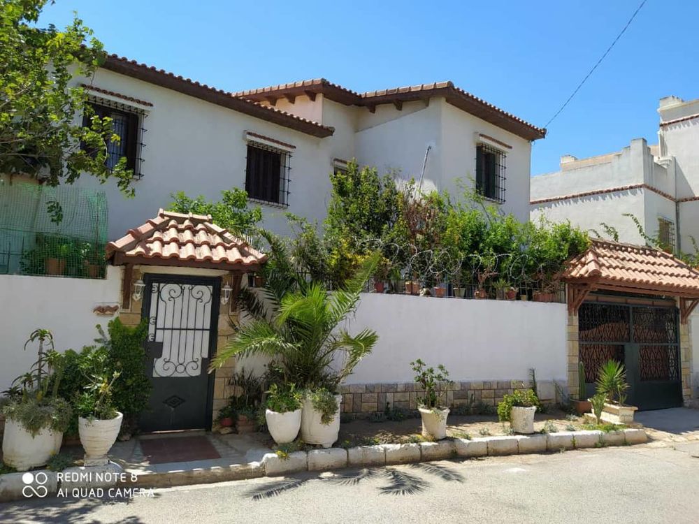 Vente Maison Jolie Villa sur baie d'Alger, chemin des ruines Tamanfoust Bordj el bahri, algeria (Algerie)
