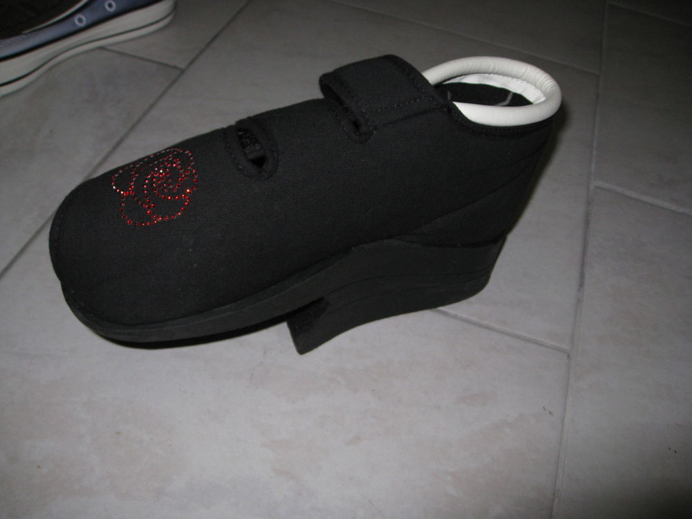 Chaussure op&eacute;ration du pieds Chaussures