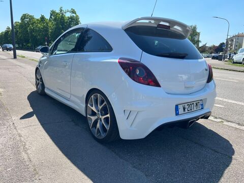 Opel corsa OPC 16T