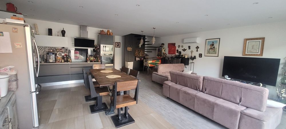 Vente Maison Charmante maison de 189m2 Aigues-mortes