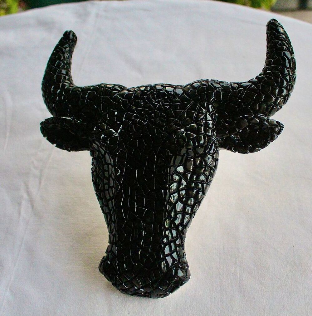 " T&Ecirc;TE DE TORO " Décoration
