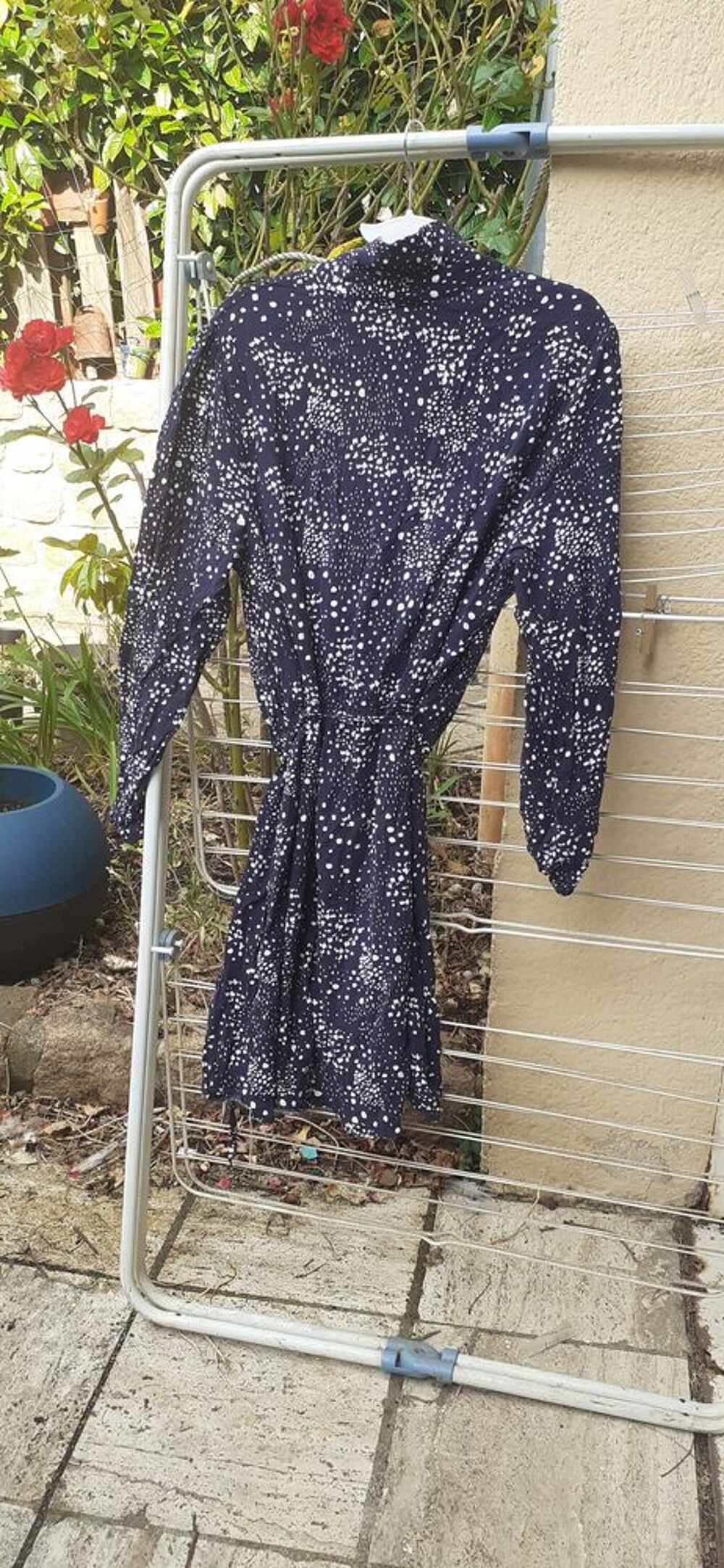 lot jupe, robe, haut femme 46 Vêtements