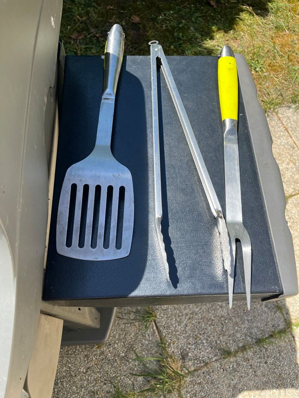 Barbecue gaz Weber Spirit ? 3 br&ucirc;leurs
Jardin