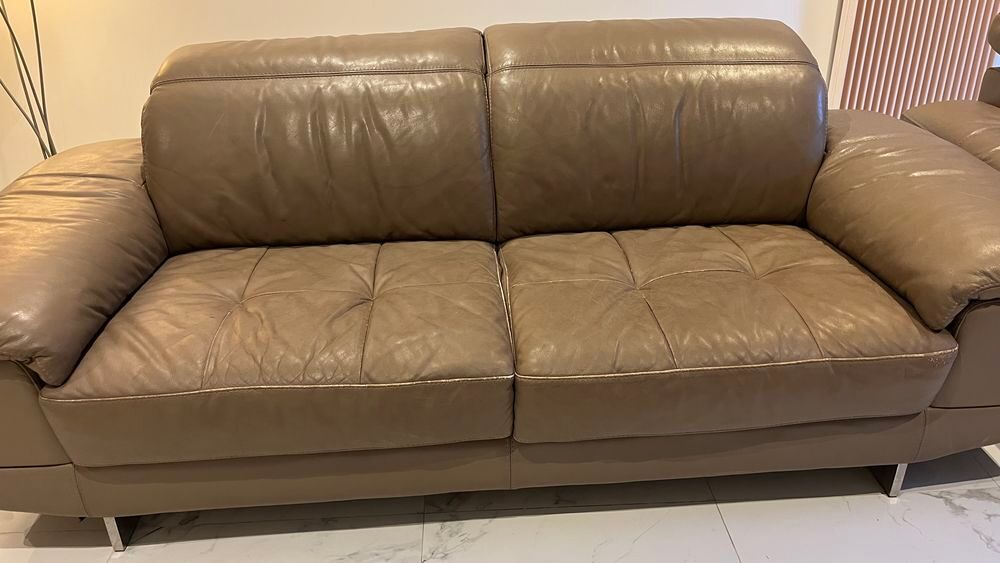 Canap&eacute; + 1 fauteuil en cuir marron Meubles