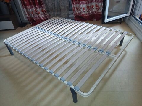 Sommier lattes fibres de verre 140x190 T.B.�tat avec 4pieds 70 Toulouse (31)