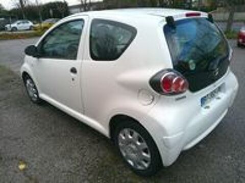 Aygo 1.0vvt-i 70cv 2012 occasion 42100 Saint-Etienne