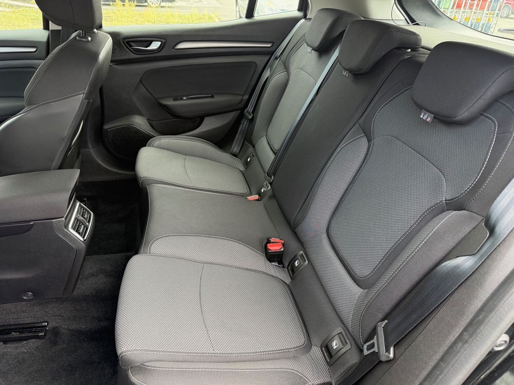 Megane IV Berline Blue dCi 115 EDC Evolution 2023 occasion 42210 Montrond-les-Bains