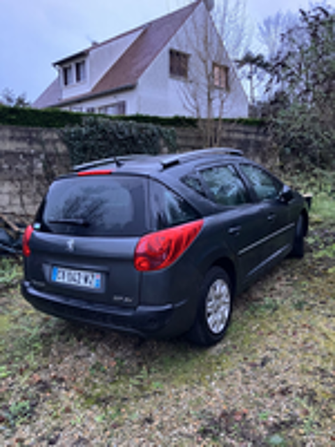 207 SW 1.6 HDi 92ch FAP BLUE LION S&eacute;rie 64 2012 occasion 77810 Thomery