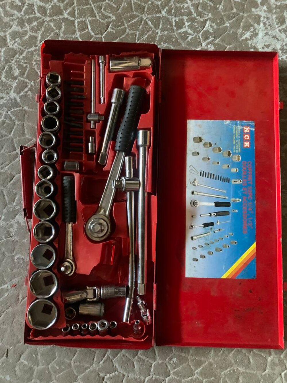 je pas mal d'affaires je d&eacute;m&eacute;nage des aspirateur Electroménager