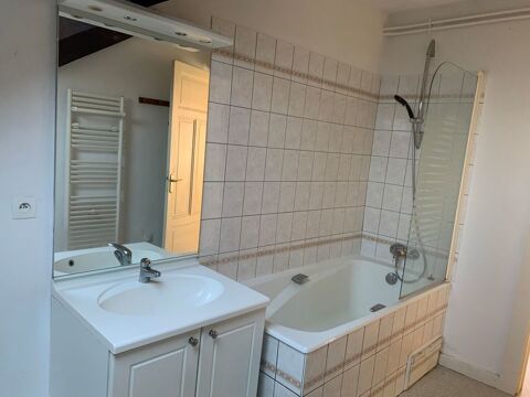  Appartement � louer 4 pi�ces 84 m�