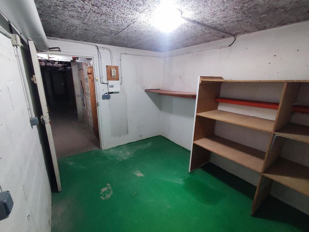 Location Parking/Garage local stockage / réserve 10 m² ? accès facile N4 ? Chennevières-sur-marne