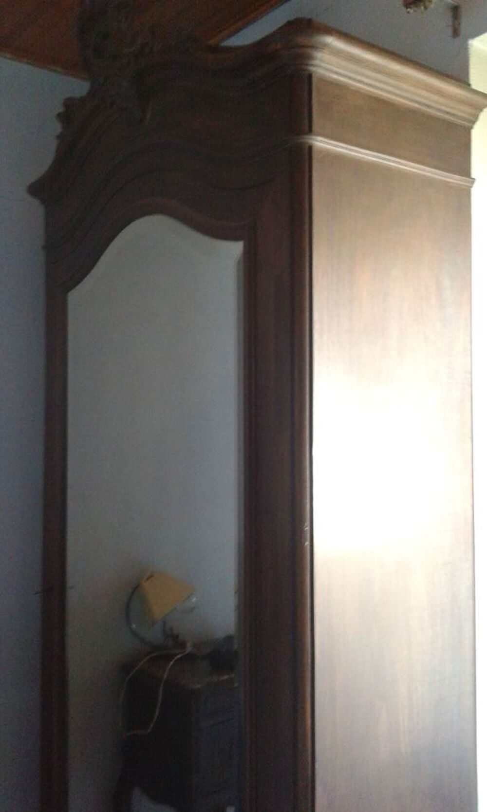 Chambre en noyer - lit 120*190 avec literie quasi neuve, 
Meubles