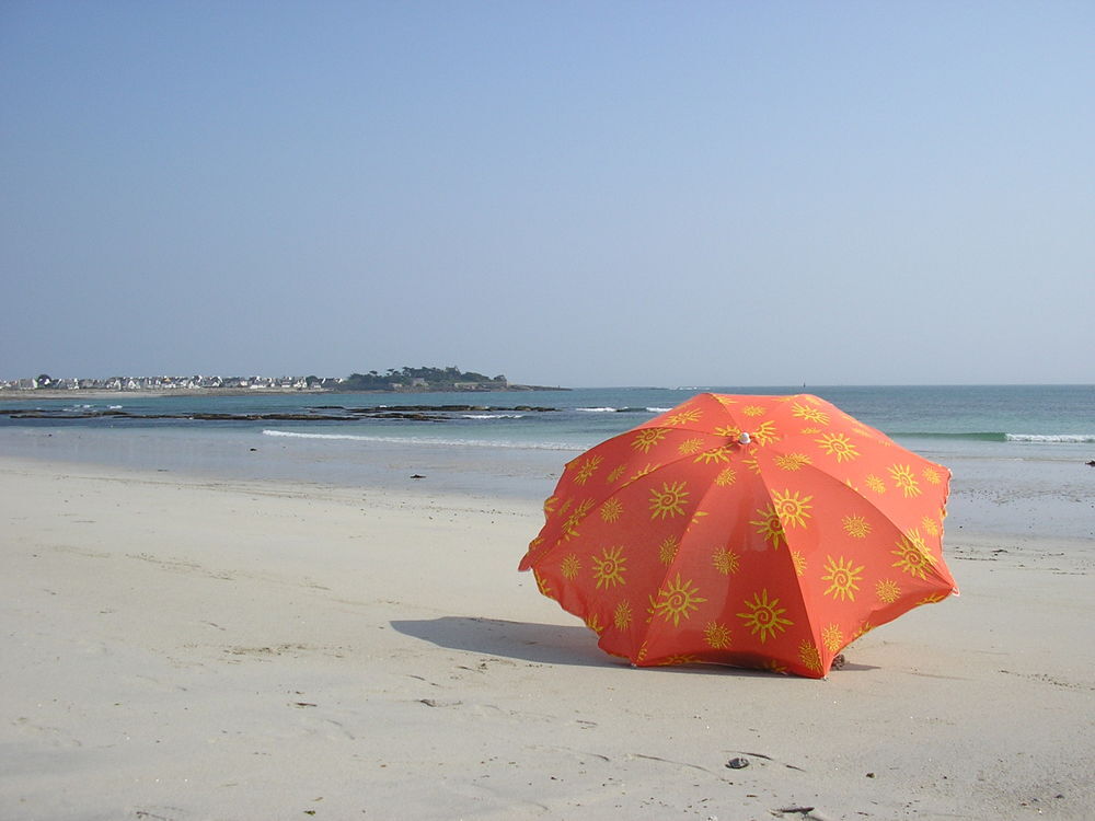   PLAGE à 100 m en BRETAGNE  Bretagne, Guilvinec (29730)