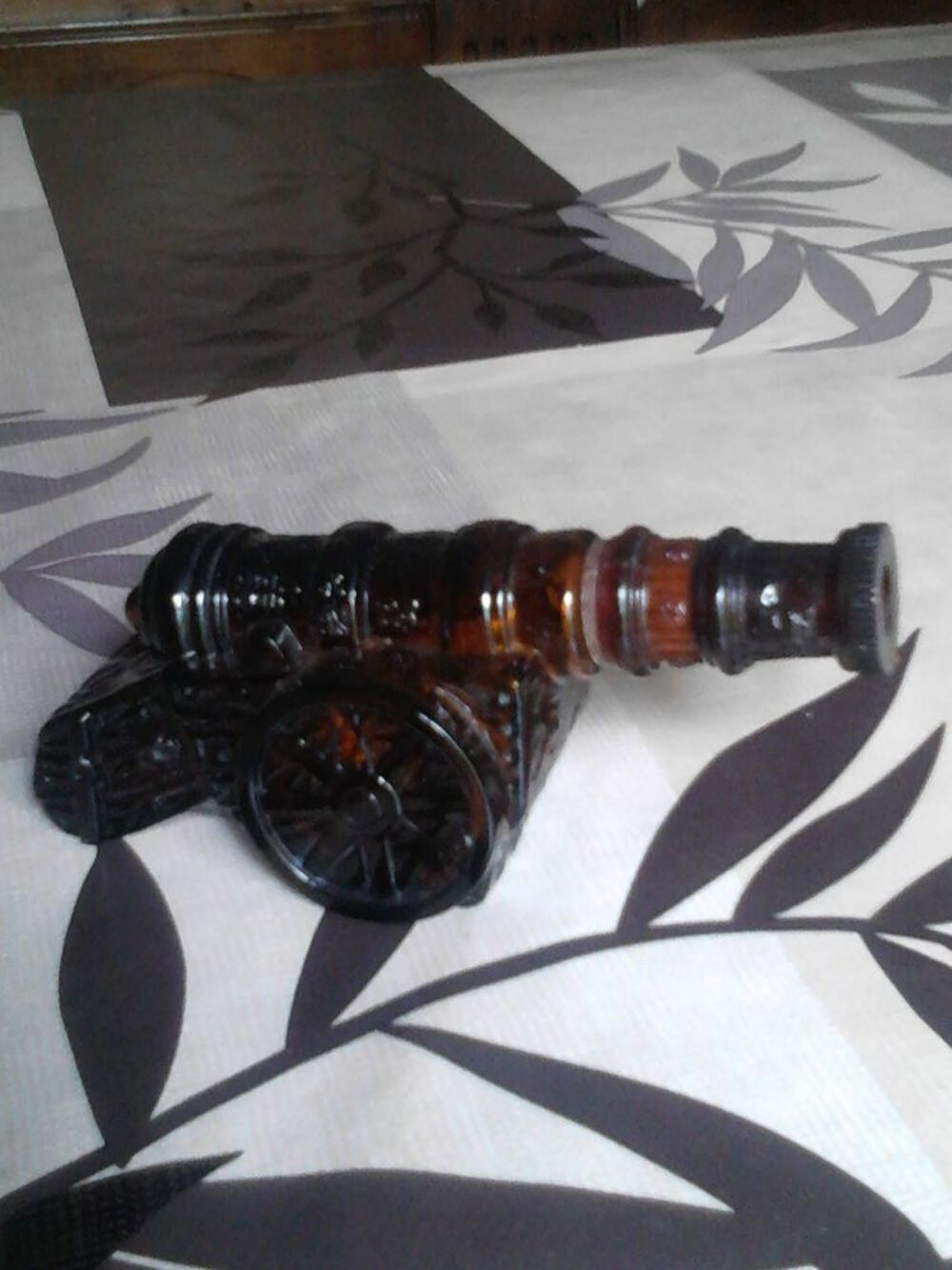 Ancienne bouteille de collection avon en forme de canon 