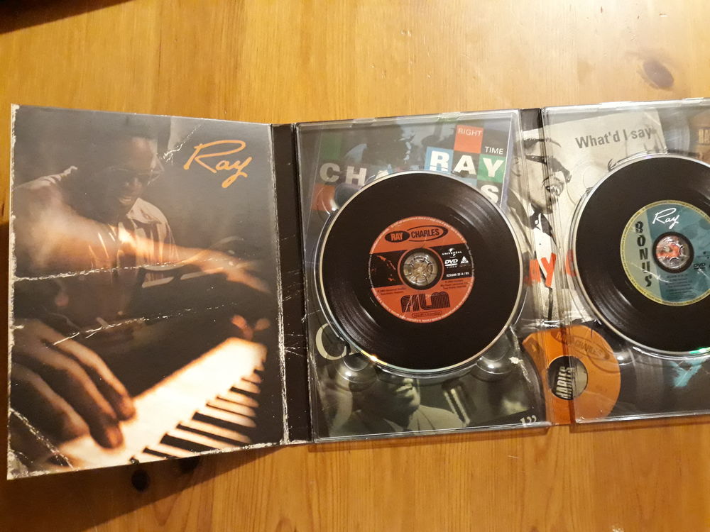 Coffret DVD Edition Collector "Ray Charles" - avec Jamie Fox DVD et blu-ray