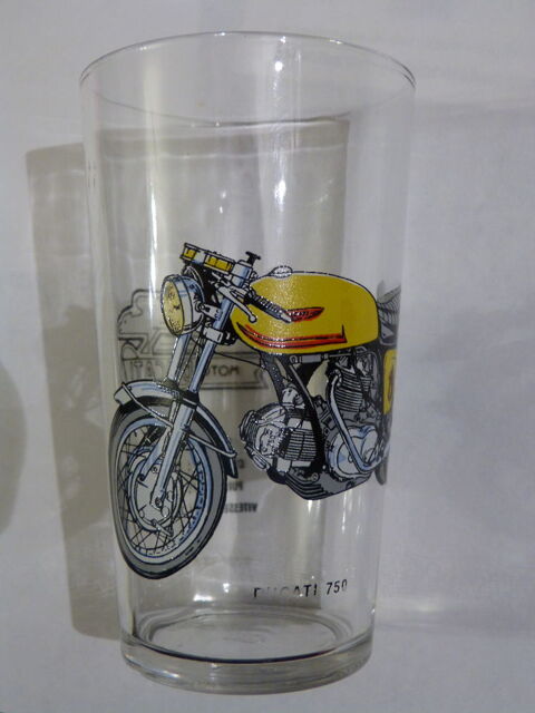 VERRE MOTO DUCATI 750 4 Brest (29)