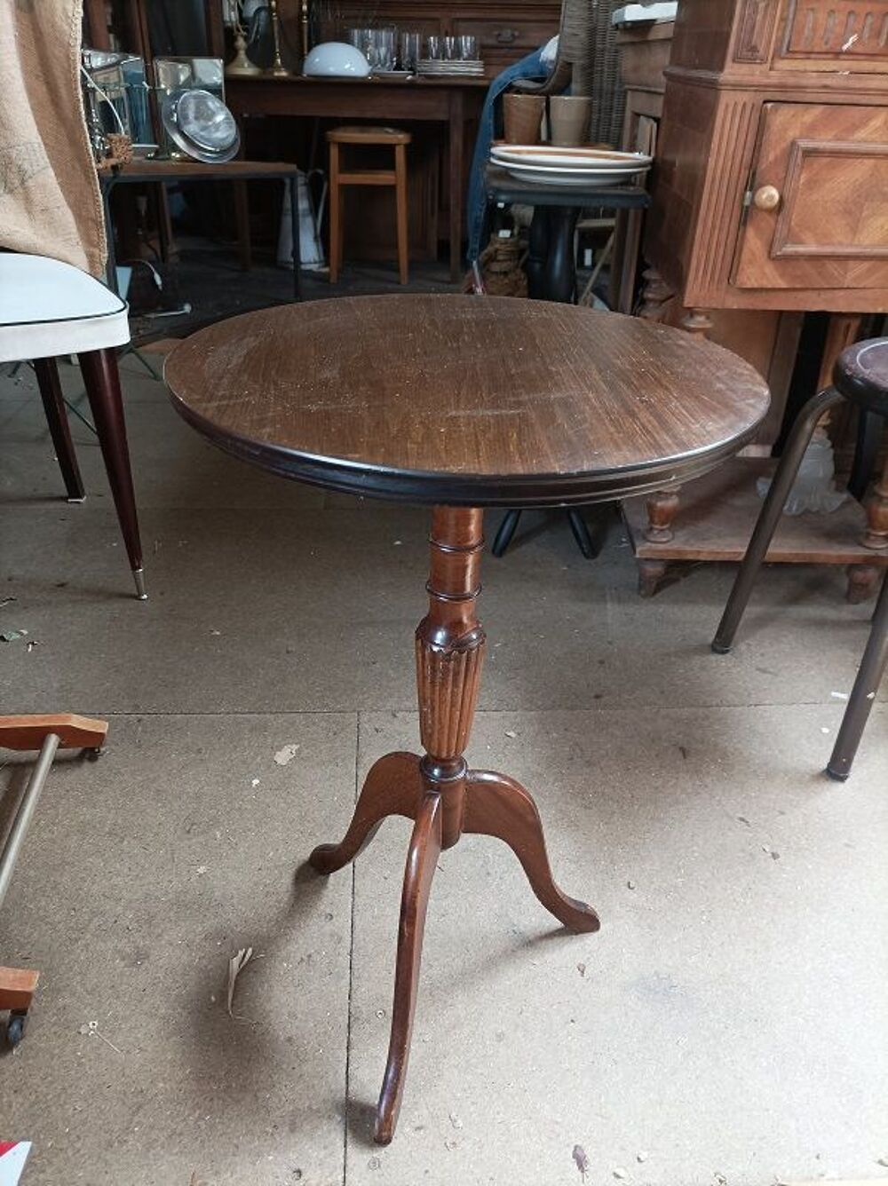 gu&eacute;ridon table console bois pieds tripode bois dp 052307 Meubles