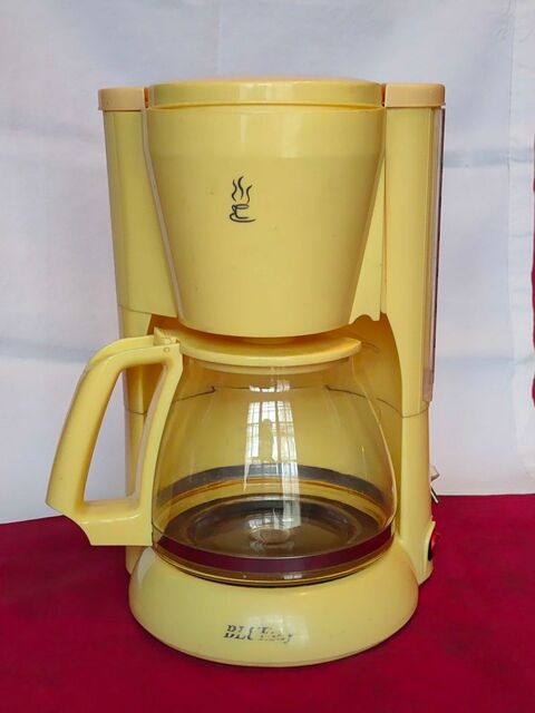 Machine �  caf� jaune bluesky Avermes (03)