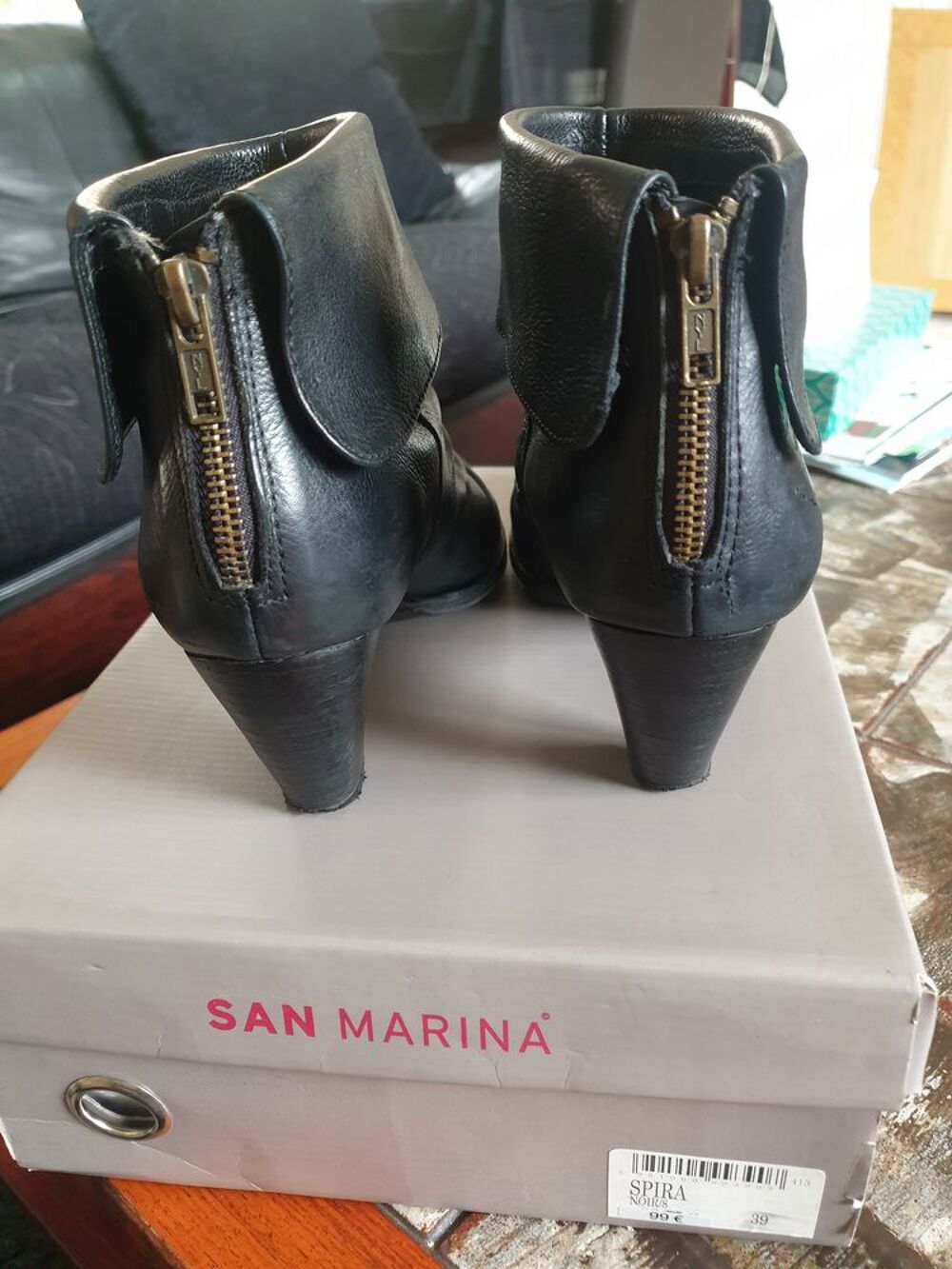 Boots San Marina noir, cuir "veau" uni grain&eacute;,T39, talon 7cm Chaussures