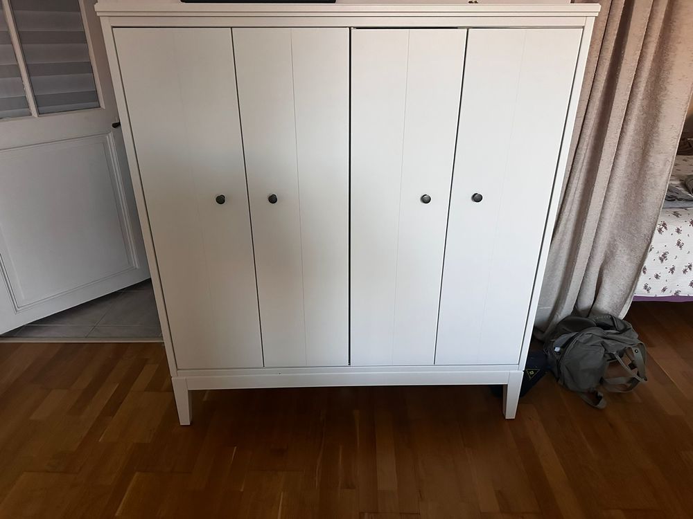 Meuble IKEA IDAN&Auml;S blanc &agrave; portes pliantes - comme neuf Meubles