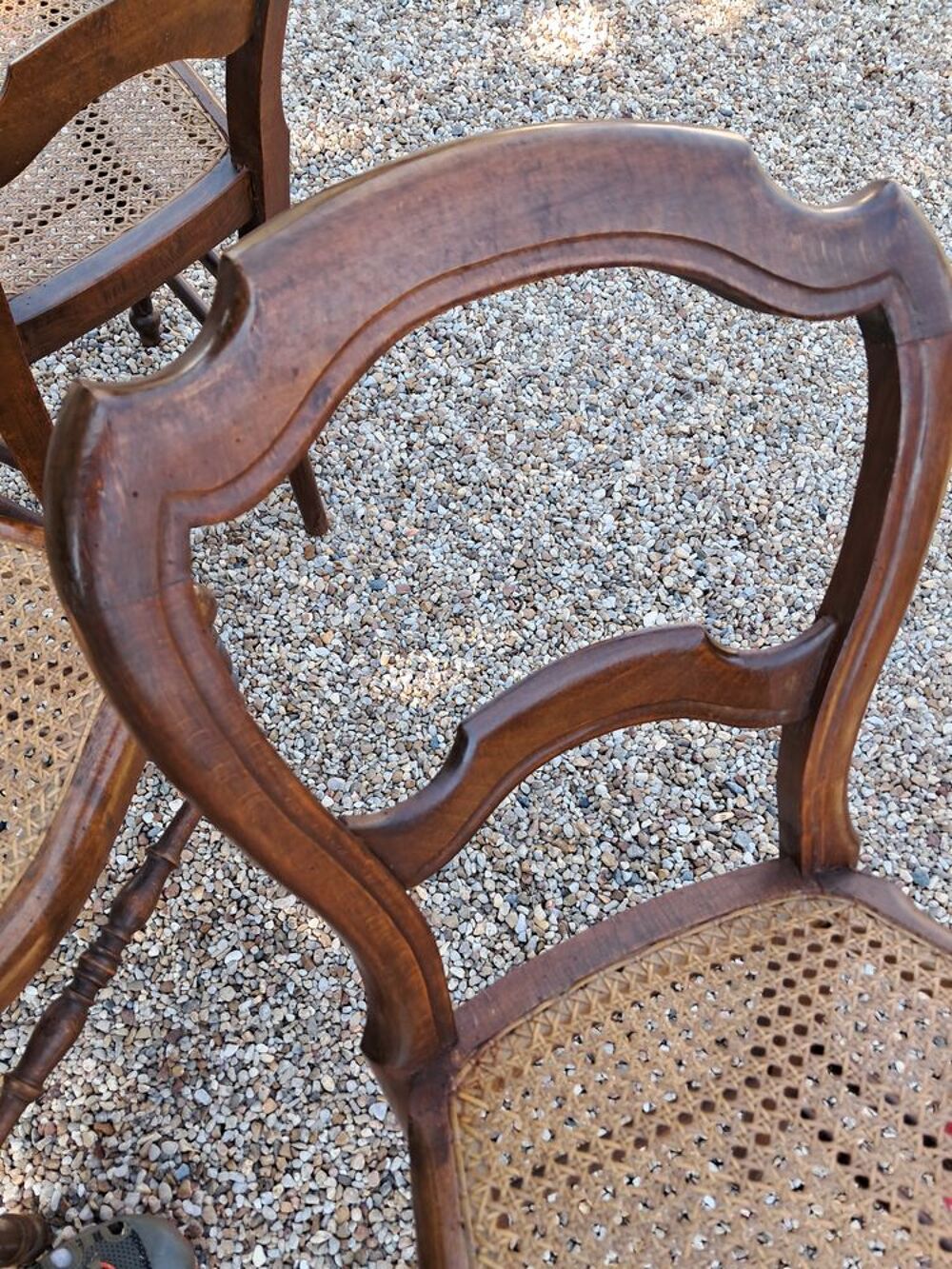 4 chaises cann&eacute;es bois Meubles