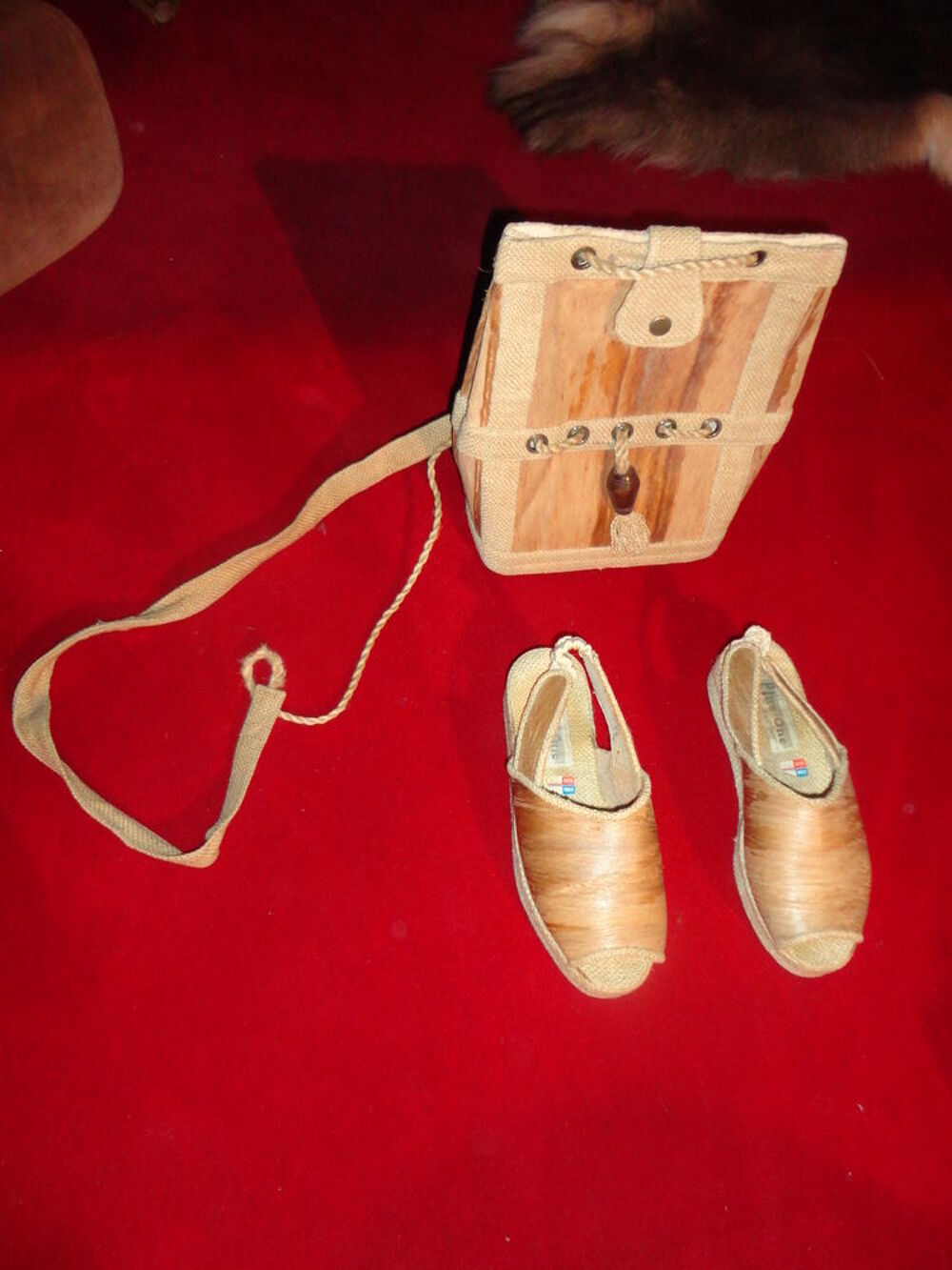 Sac et chaussures en bananier envoi par MONDIAL RELAY Maroquinerie