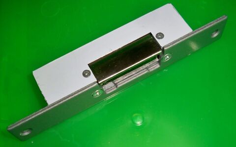 Gche 12 v  encastrer  
15 trchy (91)