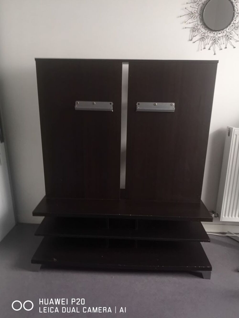 Meuble TV avec support et &eacute;tag&egrave;res Meubles