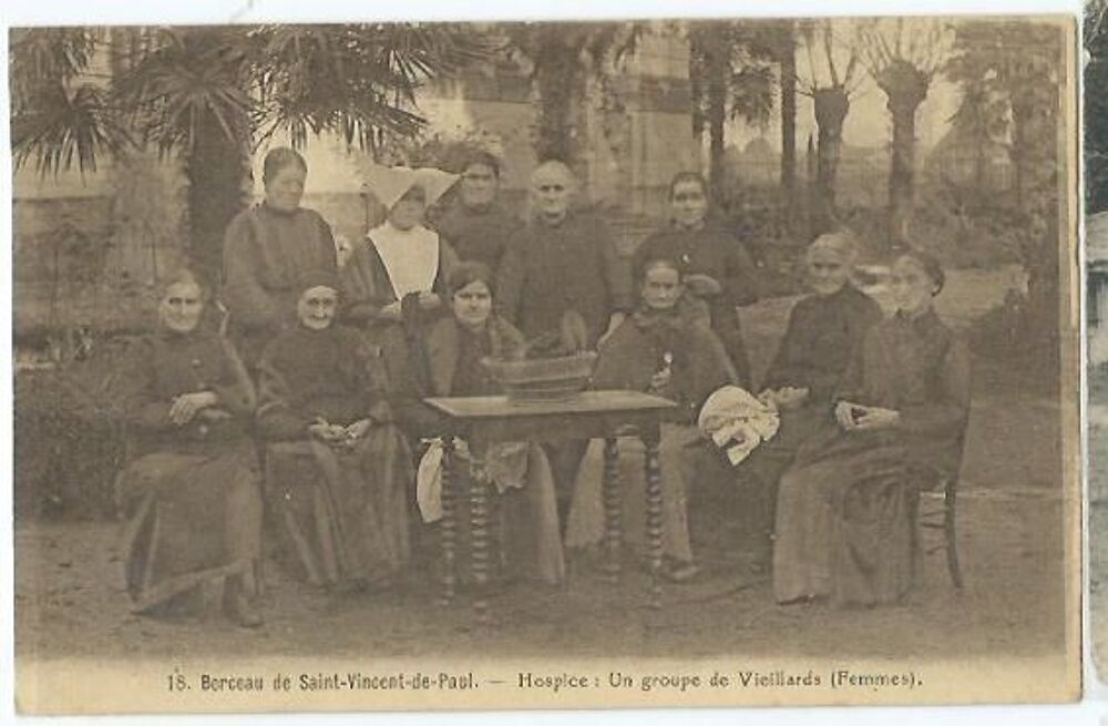 Berceau de saint vincent de paul un groupe de vieille femmes 
