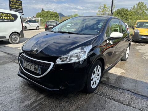 Peugeot 208 1.0 PureTech 68ch BVM5 Like 2014 occasion Le Pradet 83220