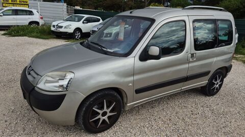 Peugeot partner PROPRE 5PLACES 1.6L HDI 90CH PACK CLIM
