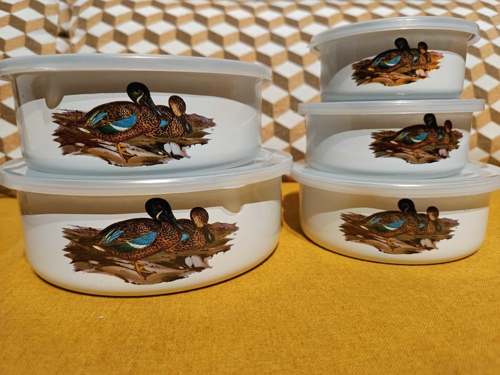 Bo&icirc;tes empilables Electrom�nager