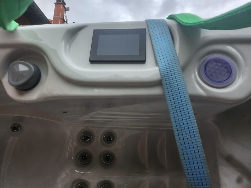 Jaccuzi de luxe neuf poseidon orion Sports