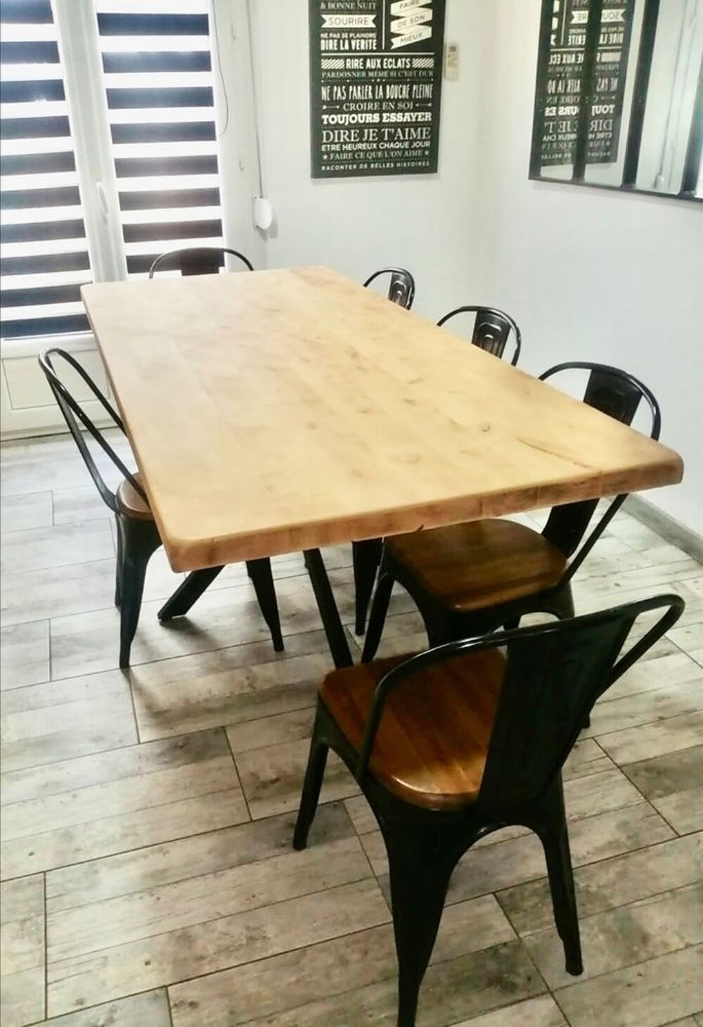 Table style industriel Meubles