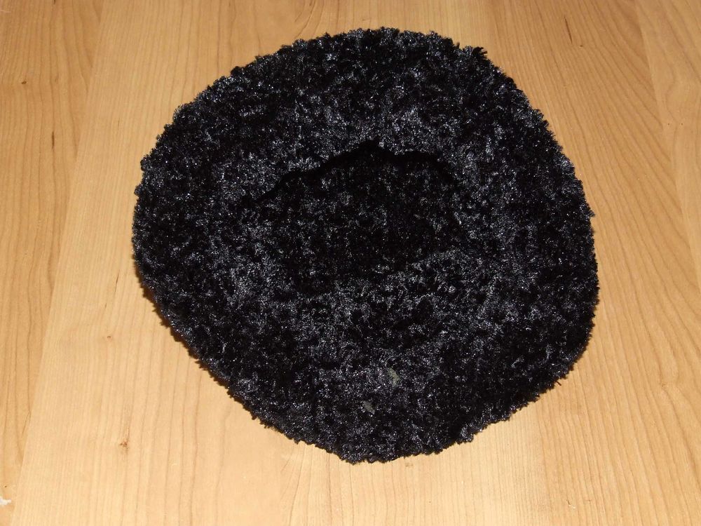 Bonnet en laine, T. 4&nbsp;ans, imitation fourrure noire, TBE Vêtements enfants