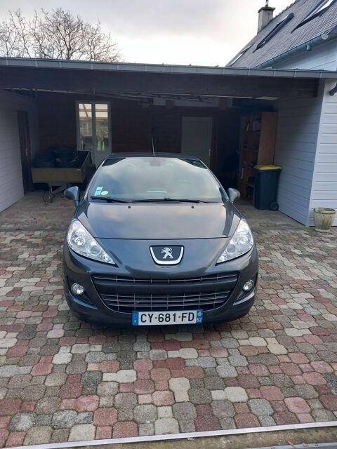 Peugeot 207 cc 1.6 HDi 110ch FAP Féline