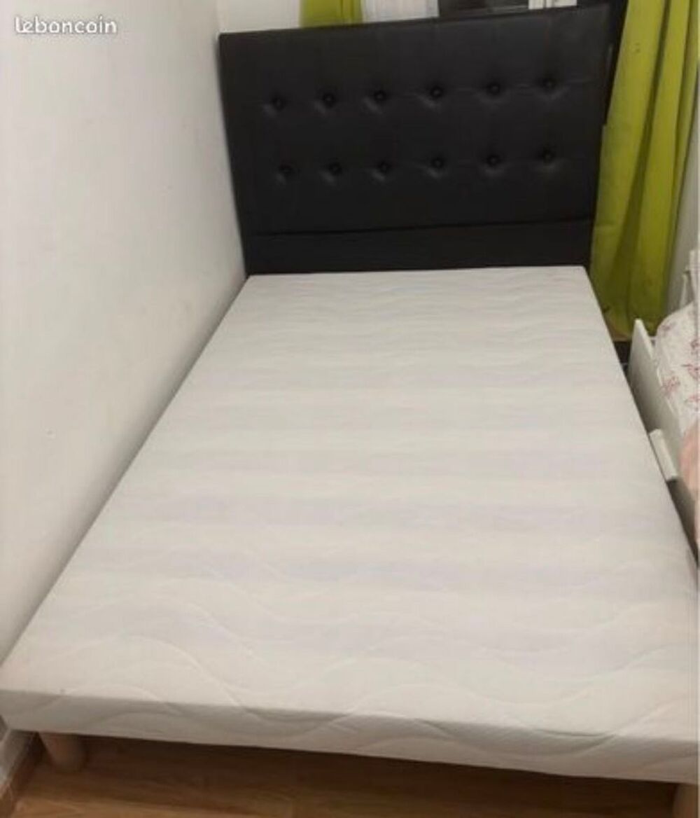 Lit sommier + T&ecirc;te de lit (noir)+ Matelas (140x200) Meubles
