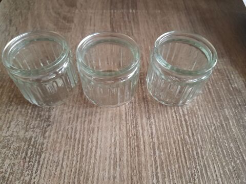 3 petits pots nervurés 2 Tours (37)
