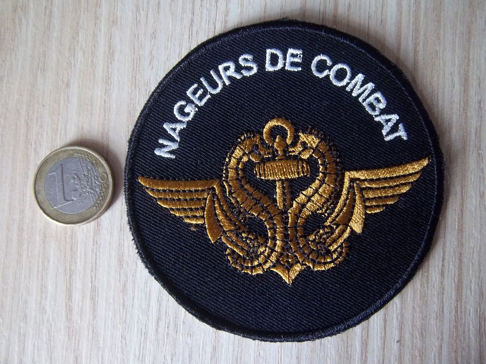 &eacute;cusson obsol&egrave;te !! nageur de combat ou plongeur de combat 
