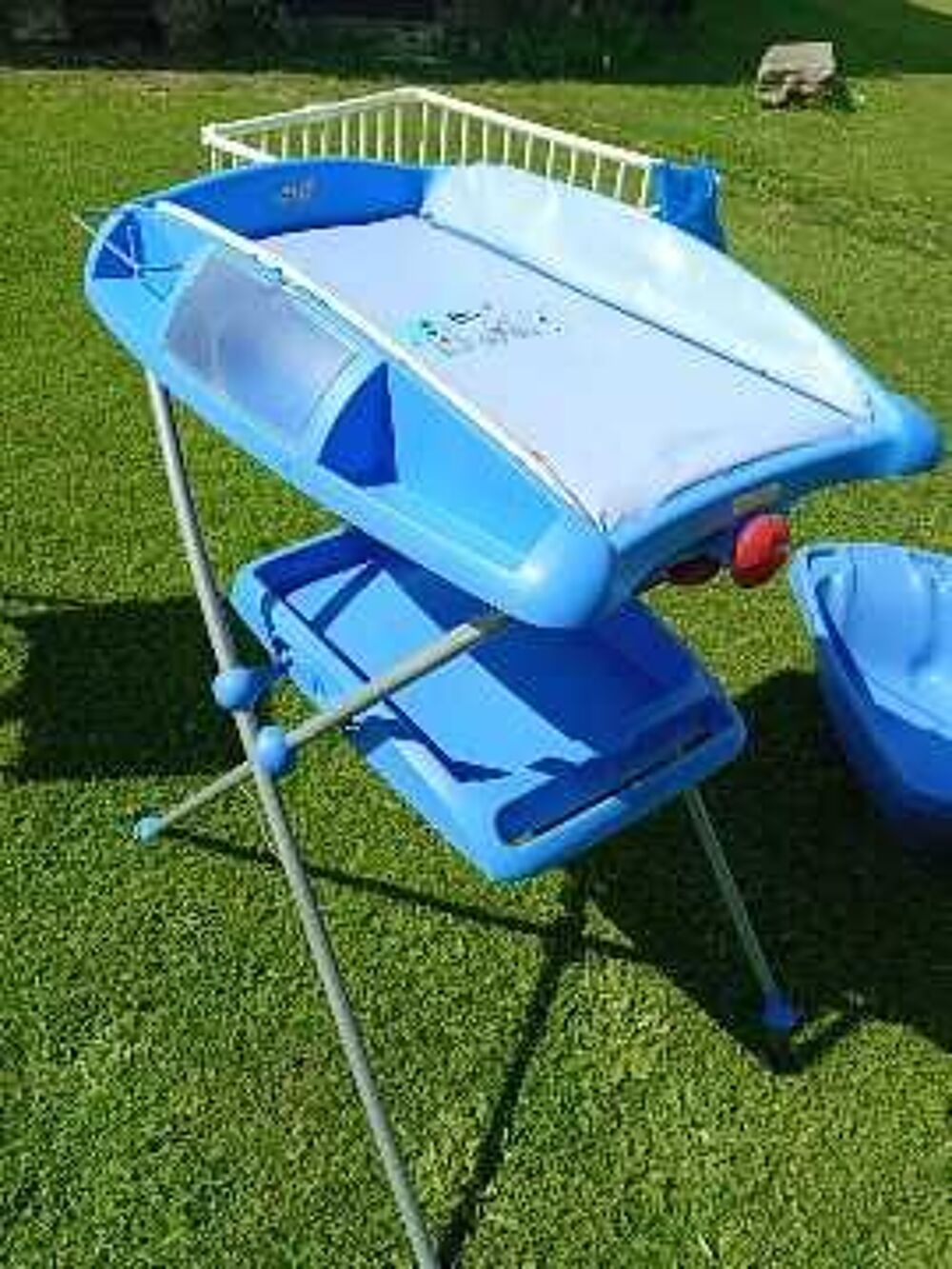 table &agrave; langer Mobilier enfants