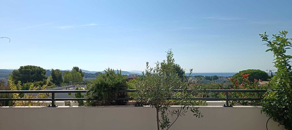 Vente Appartement APPARTEMENT RECENT T3 - VUE MER EXCEPTIONNELLE La ciotat